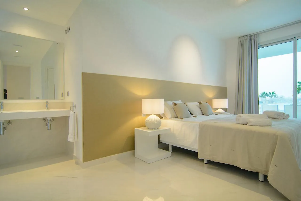 Belaire 4 Bedroom Apartment Estepona Spain